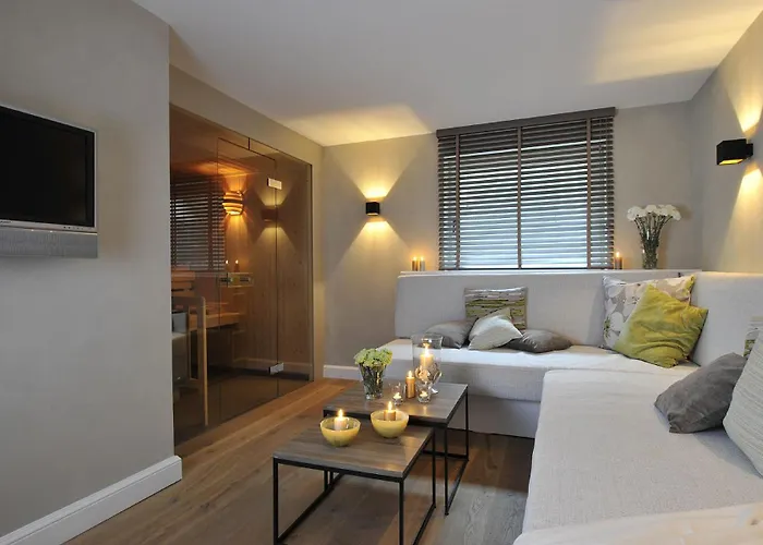 Bahnhofstrasse 22b *